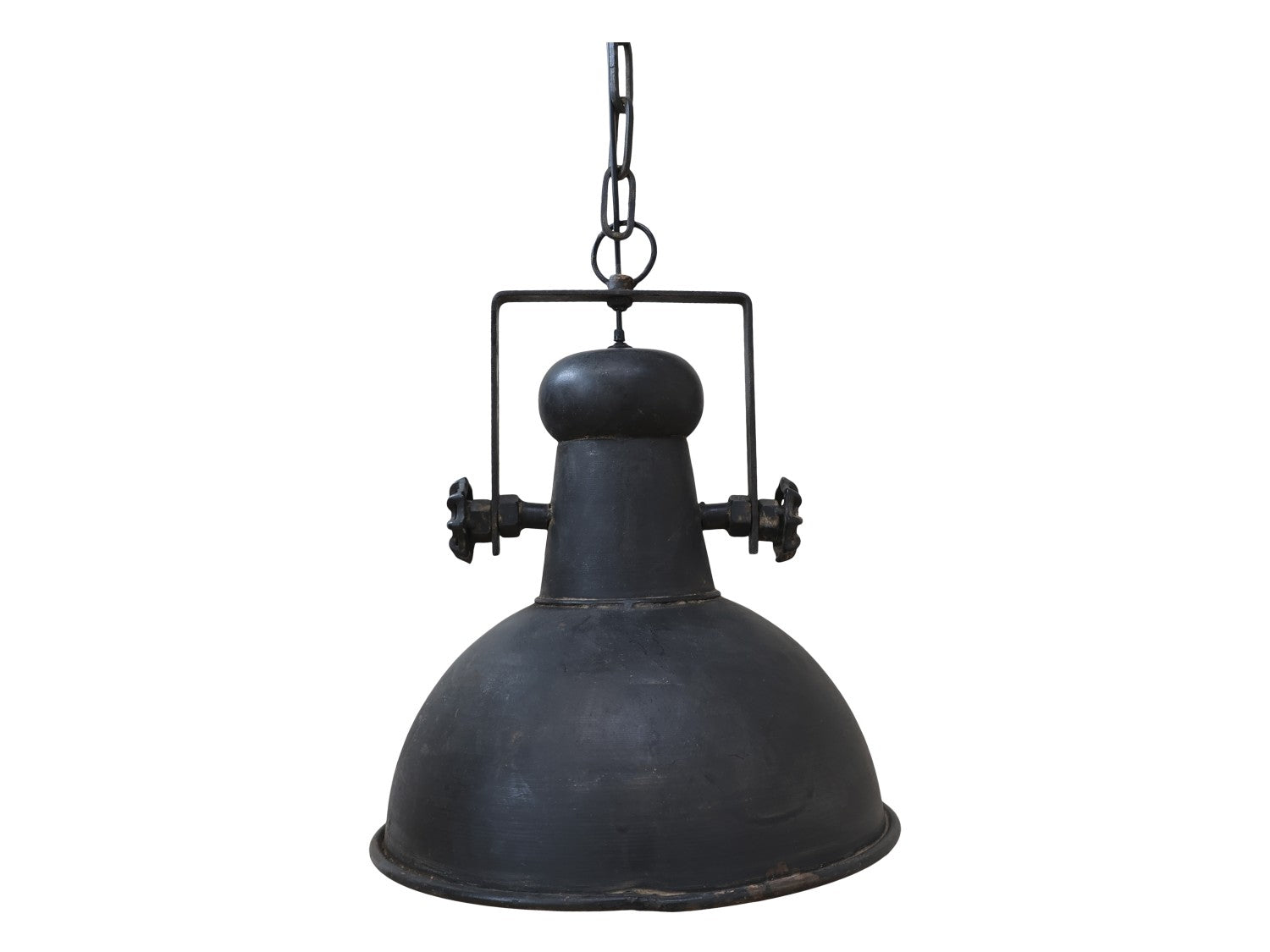 Snygg gammeldags taklampa i fransk industristil. Rustik lampa med en touch av gammalt som möter nytt.  E27 Max 60 W. Ljuskälla ingår ej. CE-märkt. Kabellängd: 1,5 m.  Material: Järn  Mått: 40 x Ø 32 cm.